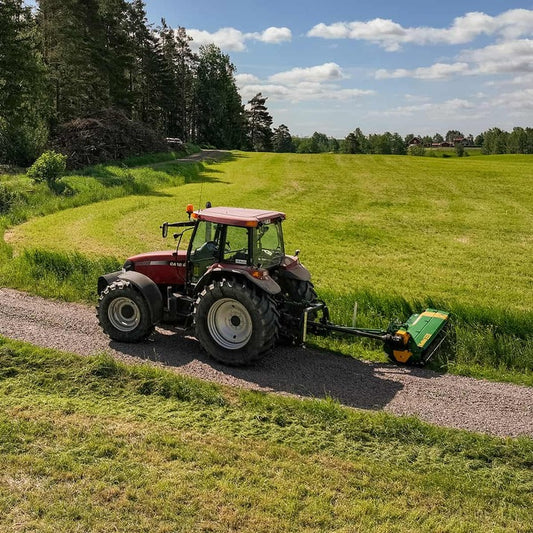 Kellfri Verge flail mower, 1.4 m with rear flap.