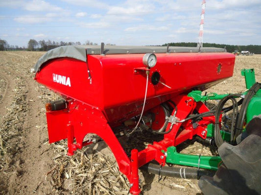 PNEUMATIC SEED DRILL - USF 1600